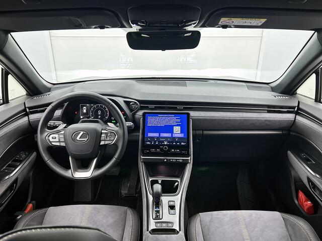 Lexus LBX Cool 2WD | Apple CarPlay / Android Auto (Navigatie) | BLS | PDC |