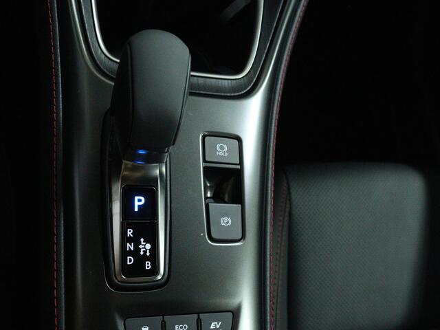Lexus LBX Emotion 2WD