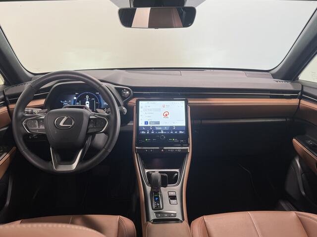 Lexus LBX Relax 2WD | Advanced Pack | All-Season banden | Trekhaak afneembaar | Head-up display |