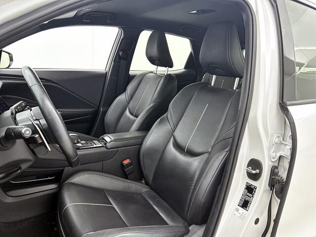 Lexus LBX Relax 2WD | BTW voertuig | Blind Spot monitor | Lederen bekleding | stoel en stuurverwarming | Elektrisch verstelbaar stoel Met geheugen | Cruise Control Adaptive | Sensoren V+A | Onderweg-naar-dealer