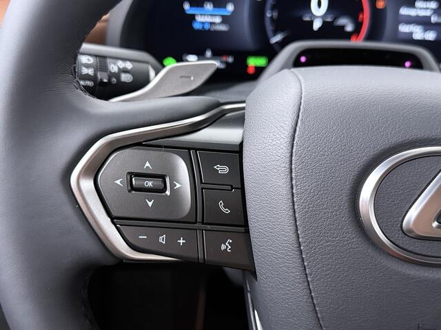 Lexus LBX Relax 2WD | Tech Pack |