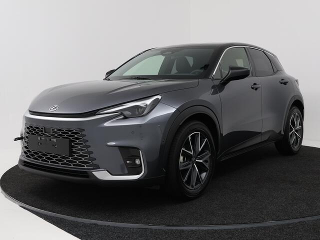 Lexus LBX Emotion 2WD | Advanced Pack |
