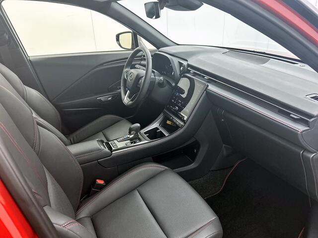 Lexus LBX Emotion 2WD | Tech Pack |