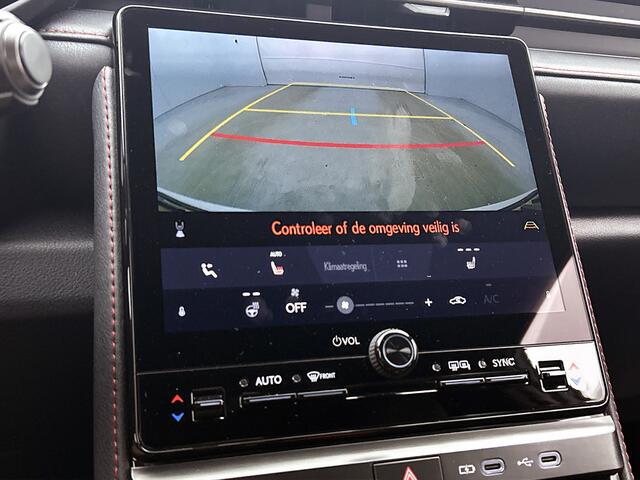 Lexus LBX Emotion 2WD | Bi-Tone Metallic | Lexus Link+ | Stoel- en Stuurverwarming |