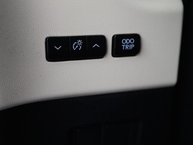 Lexus NX 300h AWD 25th Edition