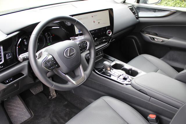 Lexus NX 450h+ AWD Luxury Line Plug-in Hybrid | Rijklaar | Afn.trekhaak | Leder | Stoelverw. | El.stoelen | LED | El.achterklep | Blind Spot