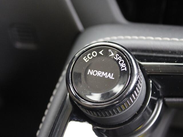 Lexus NX 450h+ Plug-In Hybrid AWD Luxury Line | Leer | Stoel- en stuurwielverwarming | Lexus Link Pro navigatie | El. achterklep |