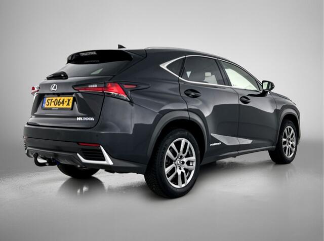 Lexus NX 300h AWD Luxury Line | Trekhaak | Climate control | leder | el. stoelen | Navigatie