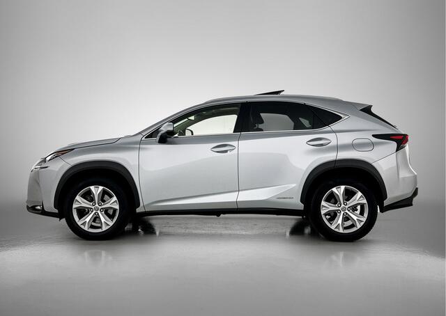 Lexus NX 300h AWD President Line