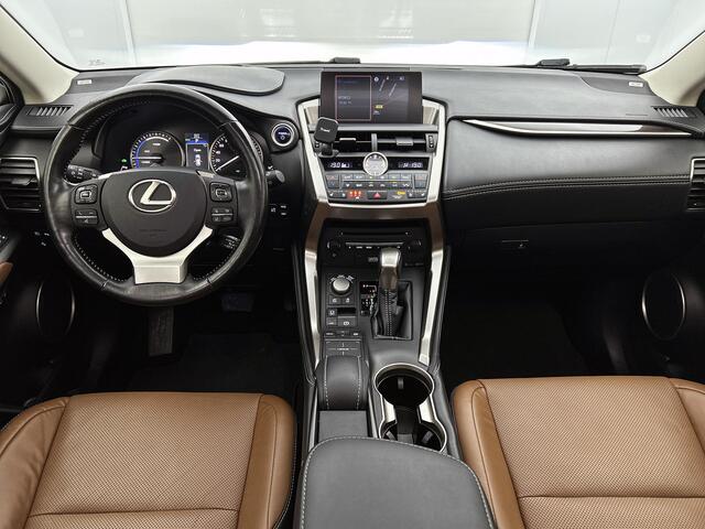 Lexus NX 300h AWD President Line