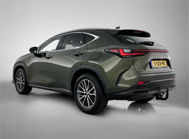 Lexus NX 450h+ AWD Launch Edition