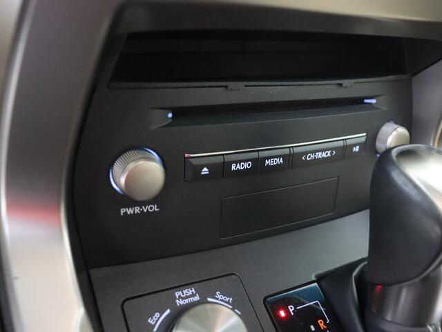 Lexus NX 300h AWD Luxury Line