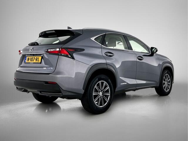 Lexus NX 300h Business Line Limited | Stoelverwarming | Camera | Navigatie | LM velgen | Metallic lak |