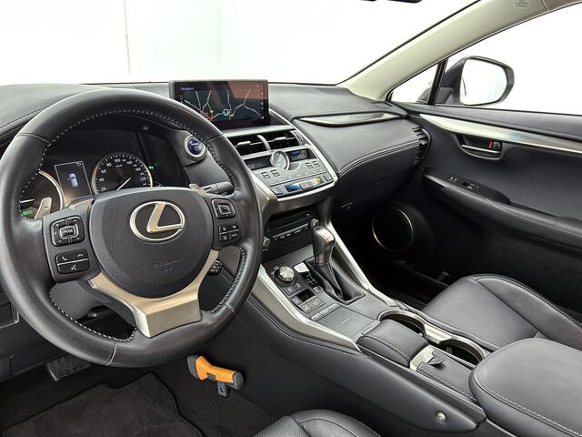 Lexus NX 300h AWD Luxury Line | Full map navigatie | Metallic lak | Elektrische stoelverstelling + verwarming |
