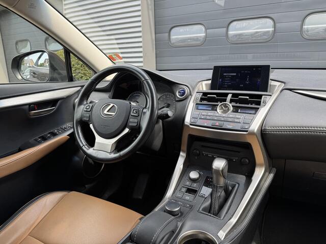 Lexus NX 300h AWD Business Line Pro | Navigatie | Camera | Lederen Bekleding | Lichtmetalen Velgen |
