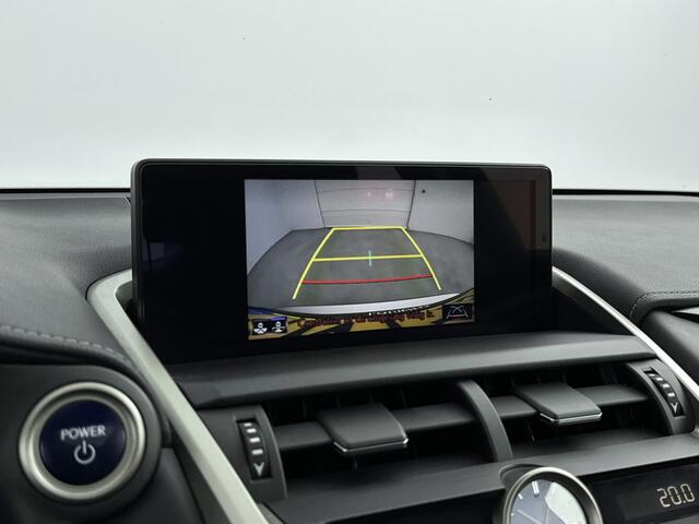 Lexus NX 300h AWD Luxury Edition Limited | Glazen Panoramadak | Groot Navigatie | Zwart Leder interieur |