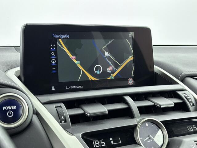 Lexus NX 300h AWD F Sport Line | Adaptive Cruise | Parkeersensoren | Stoelverwarming |