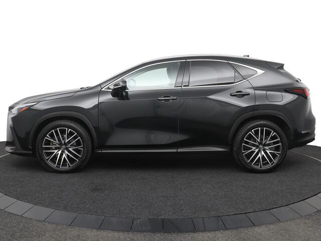 Lexus NX 450h+ AWD Executive Line | 20 Inch Lichtmetalen velgen | Rondomzicht camera | Verwarmbaar stuurwiel