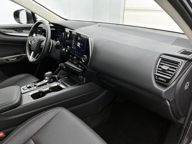 Lexus NX 450h+ AWD Luxury Line | Stoelverwarming | Premium uitgevoerd |