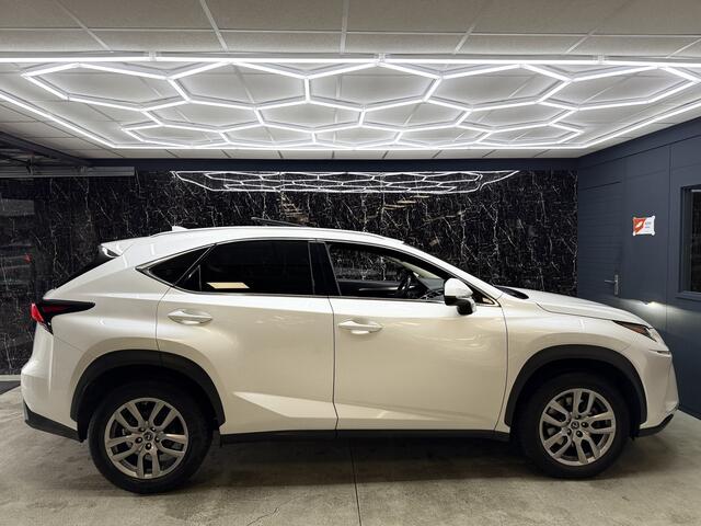 Lexus NX 300h AWD Ultimate Edition