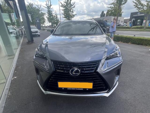Lexus NX 300H AWD ULTIMATE EDITION AUT. Leder | Trekhaak | Stoelverwarming | Camera