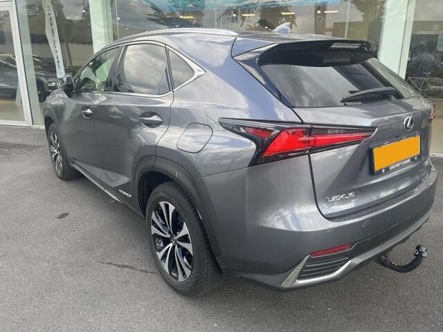 Lexus NX 300H AWD ULTIMATE EDITION AUT. Leder | Trekhaak | Stoelverwarming | Camera