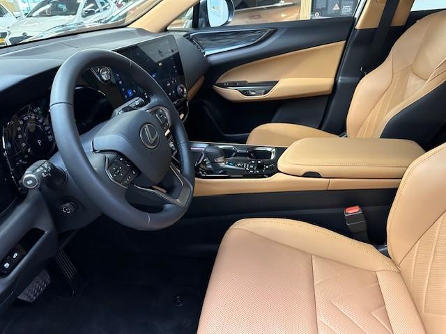Lexus NX 450h+ E-FOUR Executive Line