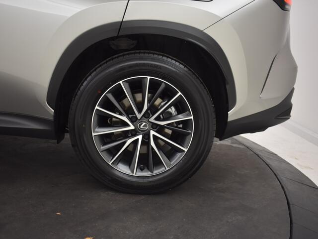 Lexus NX DEMO 450h+ AWD Plug in Hybride Luxury Line | 1500KG Trekhaak