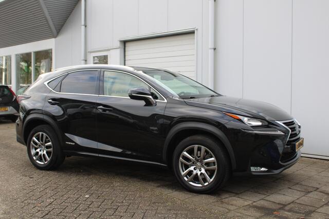 Lexus NX 300h AWD Luxury Line + Elektr.schuifkantel dak