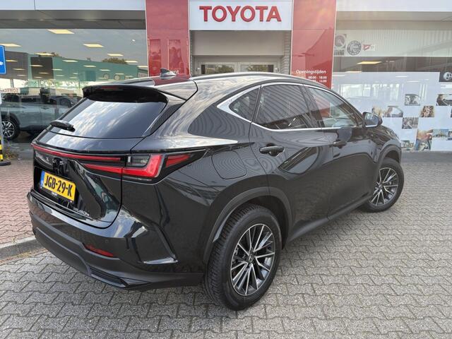 Lexus NX 450h+ AWD Luxury Line | trekhaak | Stuur + stoelverwarming |