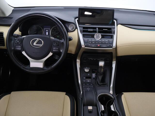 Lexus NX 200 t | Stoelverwarming & ventilatie | Memory seats | Dodehoek detectie