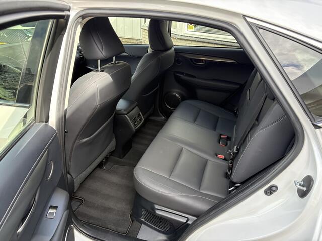 Lexus NX 300 Hybrid Bus. Line AWD AUTOMAAT