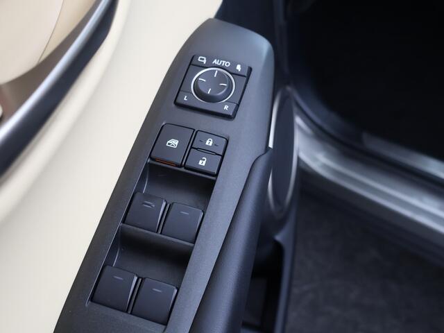 Lexus NX 300h AWD President Line | Premium uitgevoerd | Panorama dak |