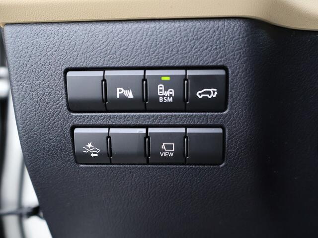 Lexus NX 300h AWD President Line | Premium uitgevoerd | Panorama dak |