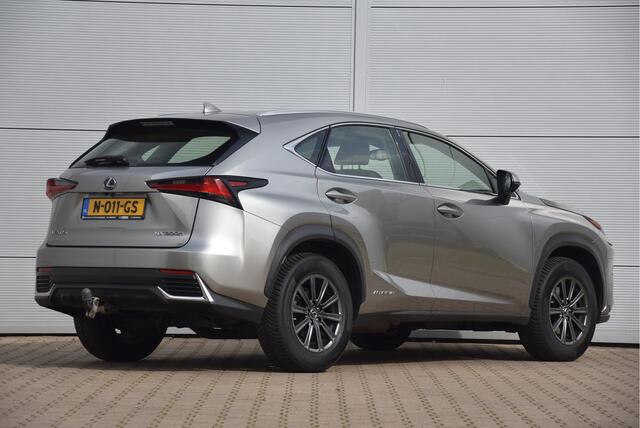 Lexus NX 300h AWD | Safety Pack | Trekhaak