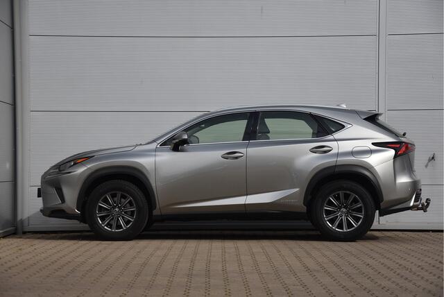 Lexus NX 300h AWD | Safety Pack | Trekhaak