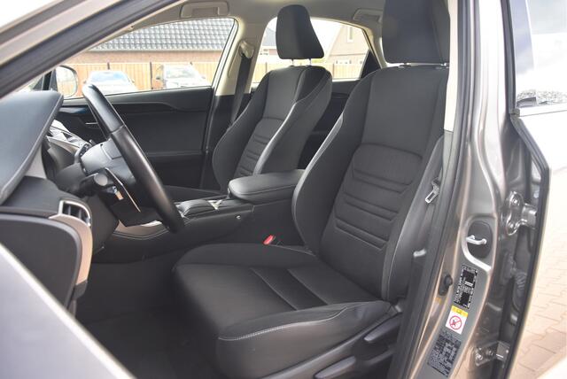 Lexus NX 300h AWD | Safety Pack | Trekhaak