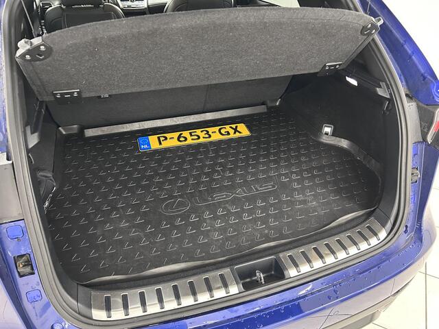 Lexus NX 300h AWD F F SPORT Line AFNEEMBARE TREKHAAK | NAVIGATIE | ACHTERUITRIJCAMERA