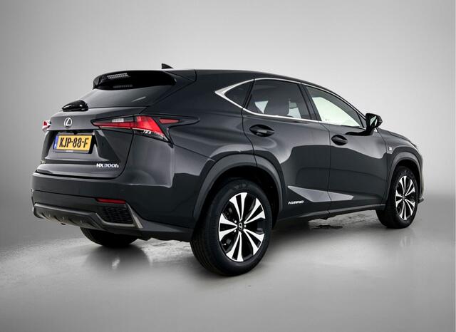 Lexus NX 300h AWD F-Sport Line | Glazen Panoramadak | Navigatie | Onderweg-naar-dealer