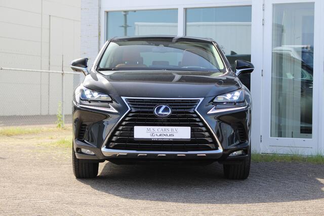 Lexus NX 300h Hybrid AWD President Line I Mark Lev. I Pano I Applecarplay