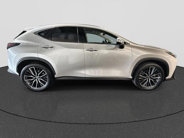 Lexus NX 350h AWD Executive Line, Panodak!