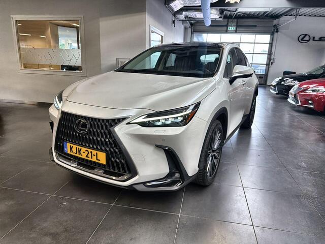 Lexus NX 350h AWD Executive Line, Panodak!