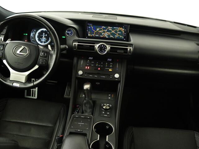 Lexus RC 300h F-Sport Limited | Triple LED | Mark Levinson | Schuif-/kanteldak | Stoelverwarming en -ventilatie | Navigatie | Lederen Bekleding |