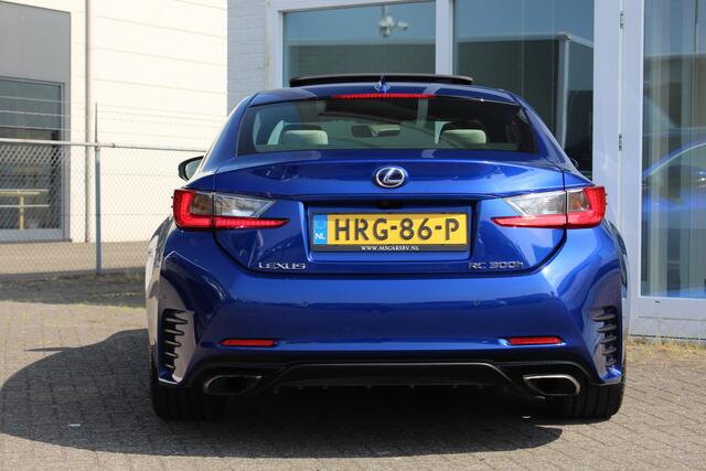 Lexus RC 300h Hybrid F-SPORT Premium I Open dak I Adaptive Cruise control I Uniek!