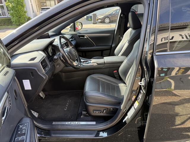 Lexus RX 450h 4WD F Sport Line Stoelverkoeling, Navigatiesysteem, Draadloos telefoonlader