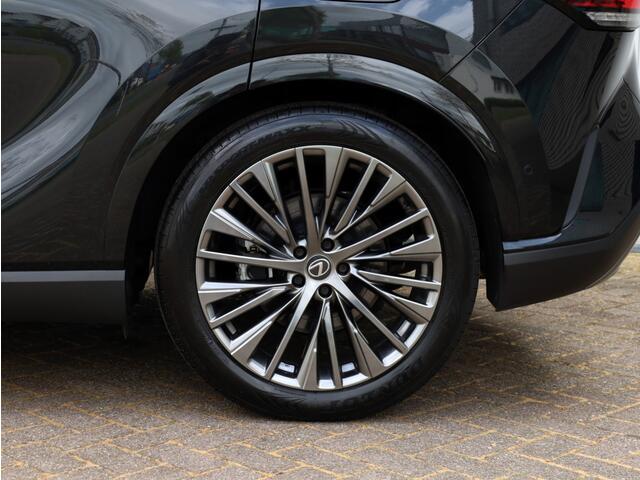 Lexus RX 450h+President Line