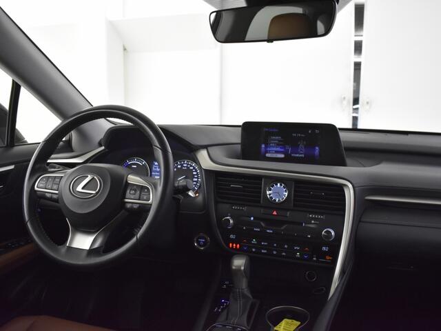 Lexus RX 450h 4WD | Trekhaak | 2000 kg trekgewicht | + winterset