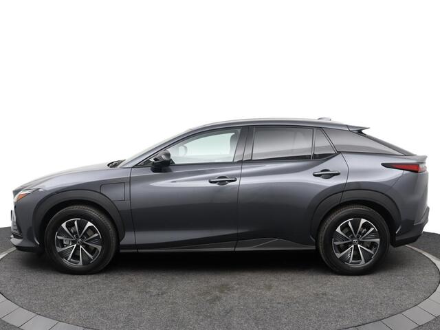 Lexus RZ 300e Executive Line 71 kWh | Uit voorraad leverbaar! | Elektrisch bedienbare achterklep | Stuurwielverwarming | 476km WLTP Range