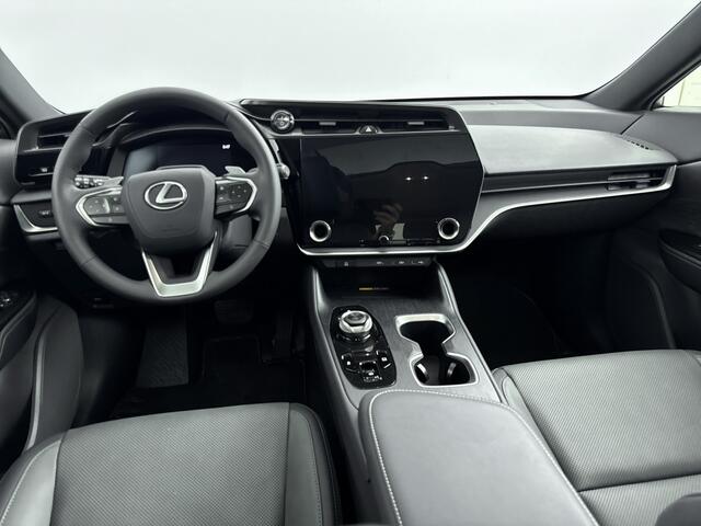 Lexus RZ 300e Luxury Line 71 kWh | Carplay | Panoramic View | Stoelverwarming & Koeling