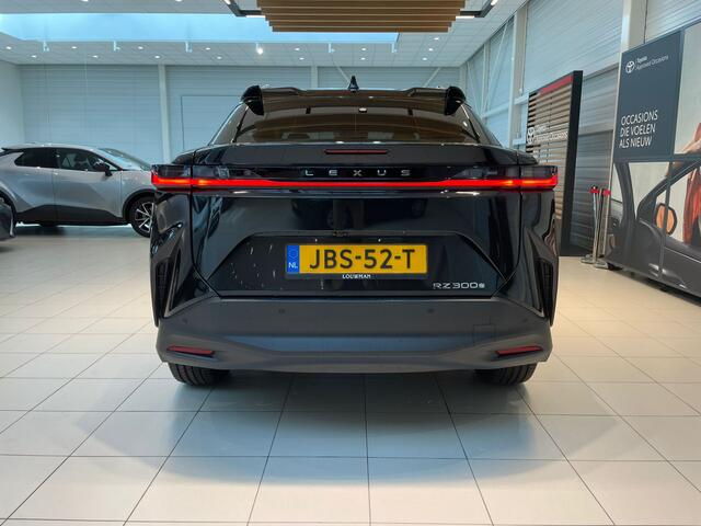 Lexus RZ 300e Business Line 71 kWh | Privacy Glass | Apple Carplay |